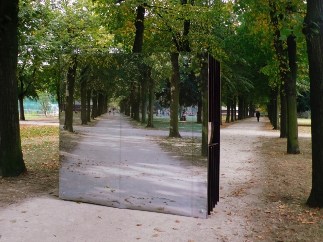 RUN © Studio Public